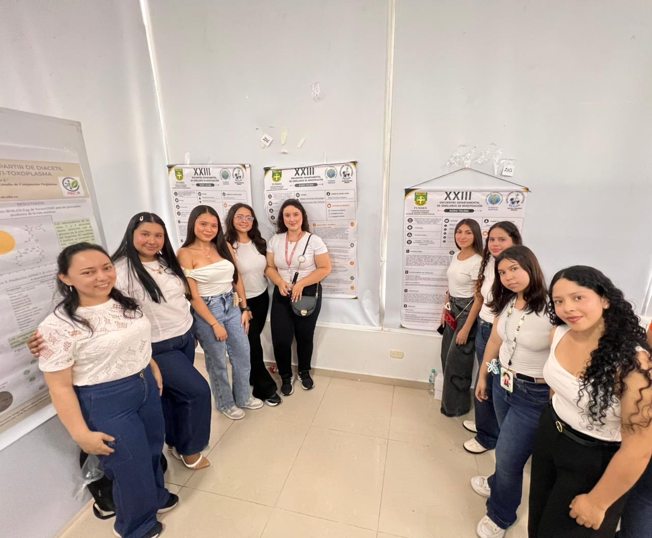 Semillero de PsicologÃa FUNDES socializó en el Encuentro Departamental EDESI 2026 los proyectos que ejecuta en Tolima y Cundinamarca