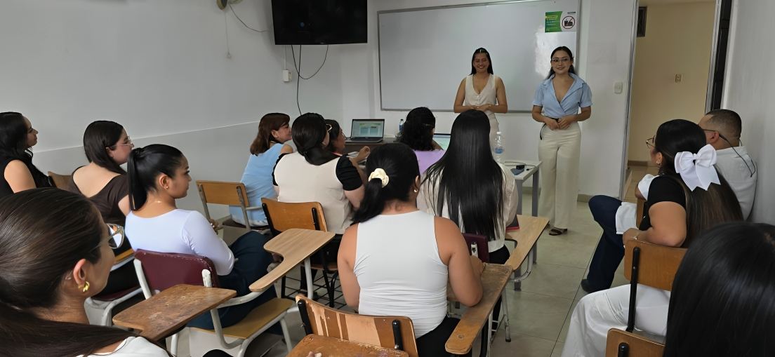 PsicologÃa FUNDES vivió jornada de sustentación de RAI