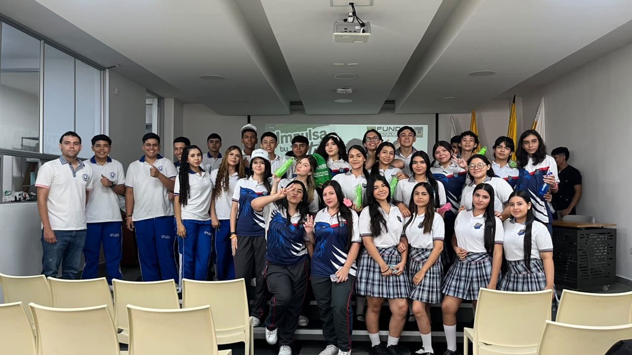 Estudiantes del grado 11 exploraron talentos y descubren nuevas posibilidades en FUNDES