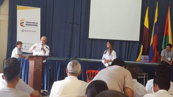 Reunión con La Ministra de Educación