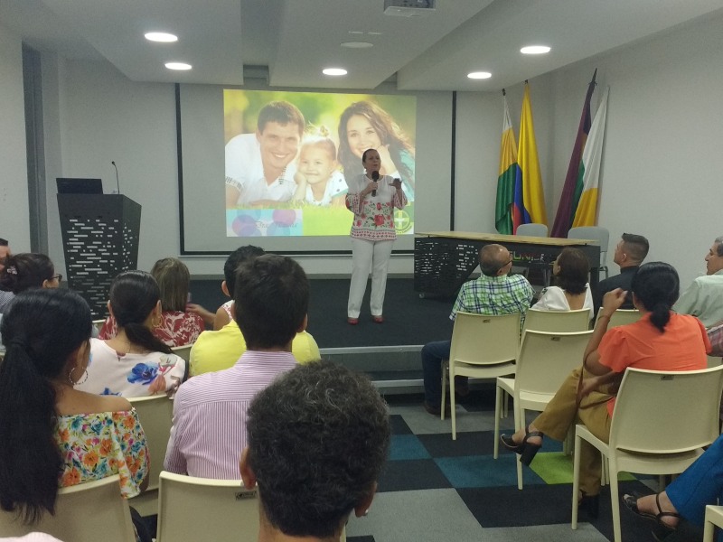 Conferencia: DesafiÂÂo Salvando Familias