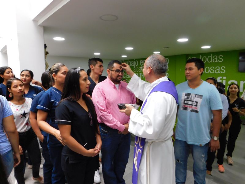 EUCARISTÃA INAUGURAL DE SEMESTRE #MiércolesdeCeniza