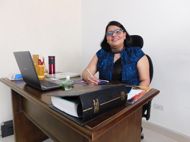 Conoce a la nueva directora del programa de derecho