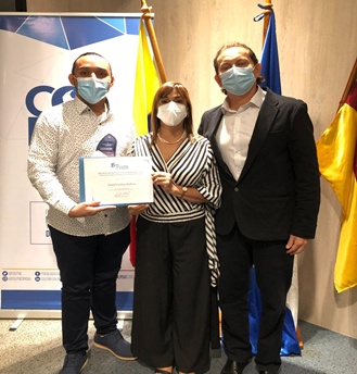 FUNDES en Premios Regionales de PsicologÃÂa 2021