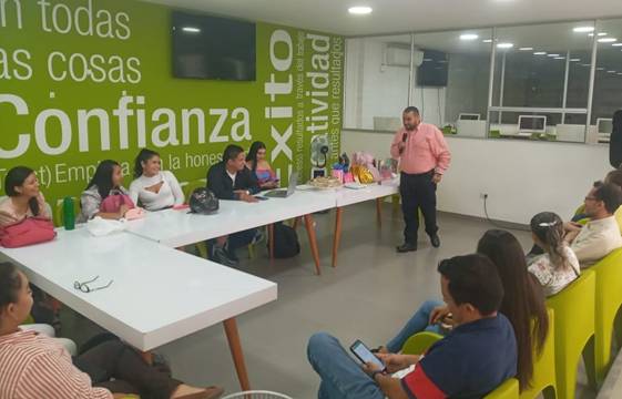 TEJIENDO REDES DE AMISTAD Y CULTURA