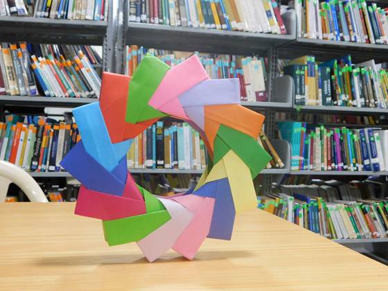 VELADA POÉTICA - MODELANDO LA LITERATURA