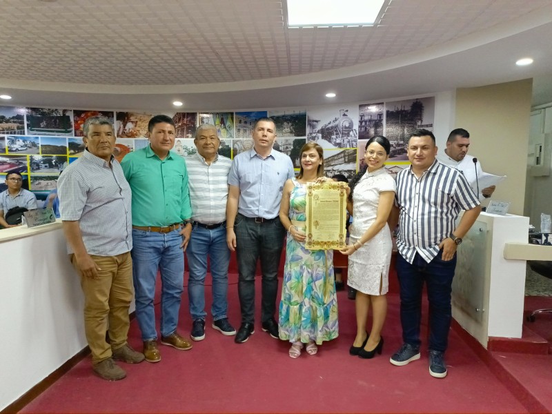 Concejo Municipal de El Espinal, exaltó labor educadora de FUNDES y los destacados resultados en pruebas ECAES de sus estudiantes
