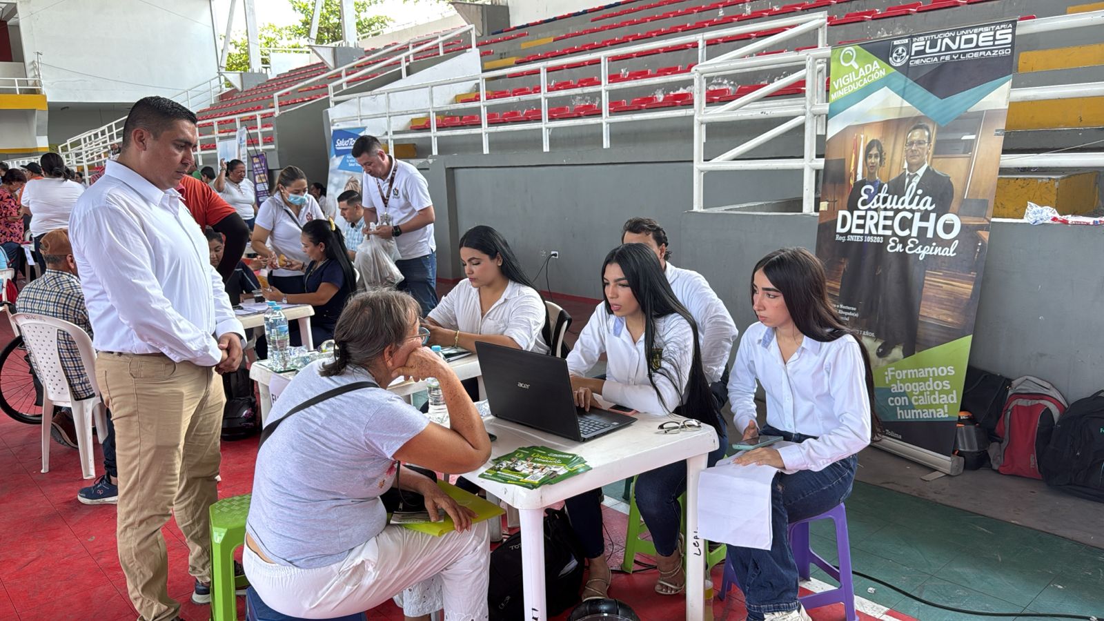 Consultorio JurÃdico de la Universidad FUNDES participó en Brigada JurÃdica en El Espinal